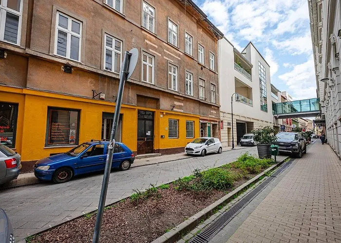 Downtown Apartament